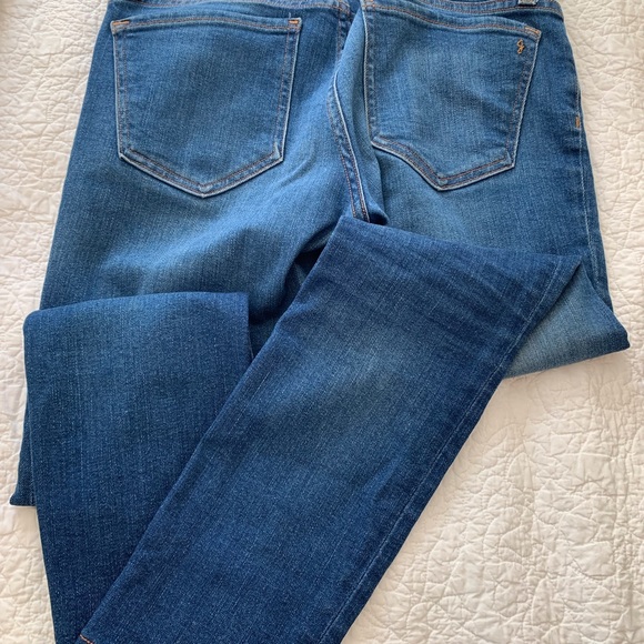 VGUC Joie mid-rise rolled skinny. Size 27. NOTE: These are not actually rolled. - Picture 7 of 8